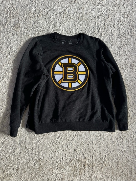 Antigua Sweaters - Women’s xl Antigua Black Crewneck Sweater with Yellow & White Logo